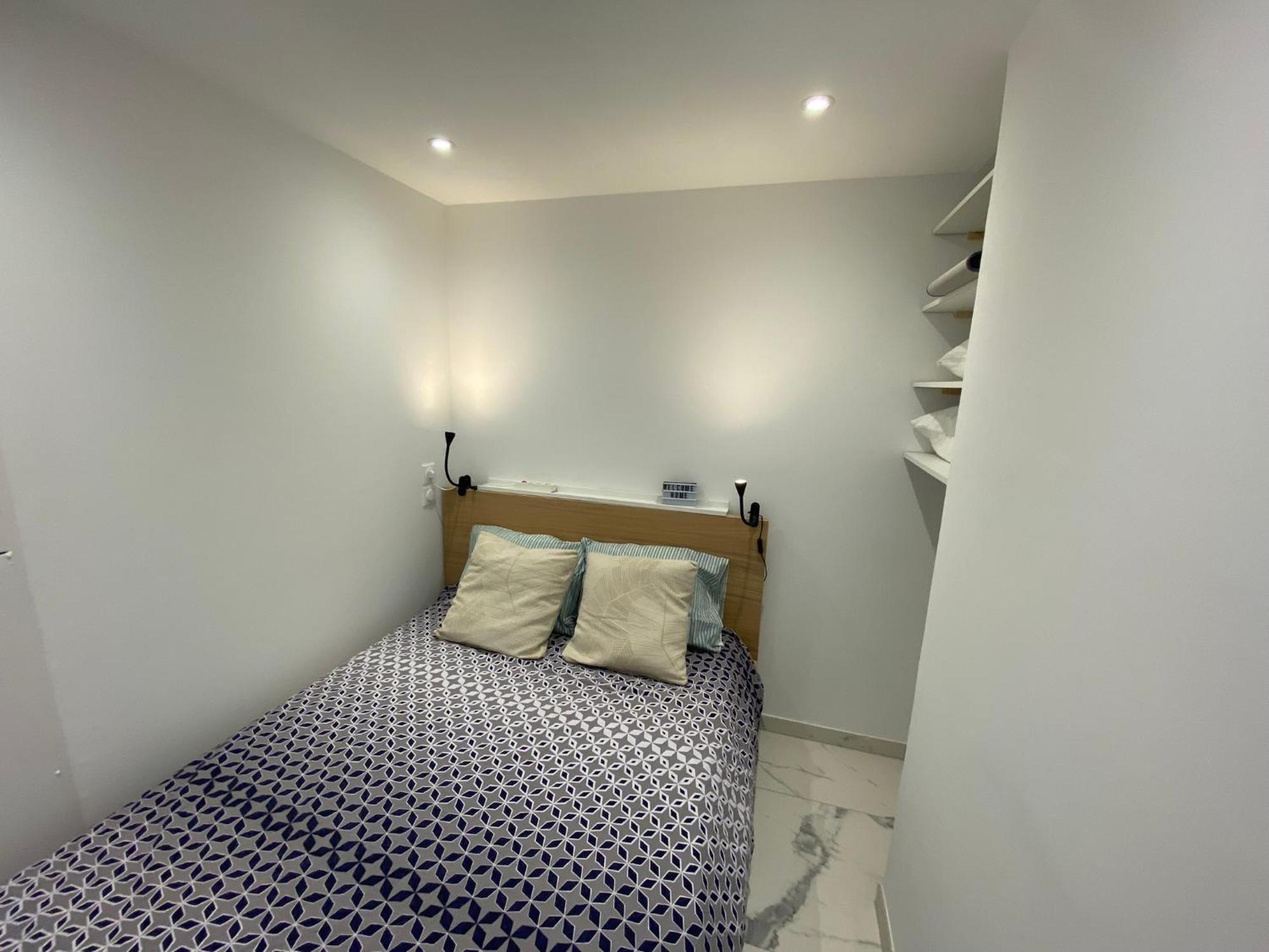 Appartement Face Mer Et Port Santa Lucia Climatise Et Wifi Saint-Raphael  Bagian luar foto
