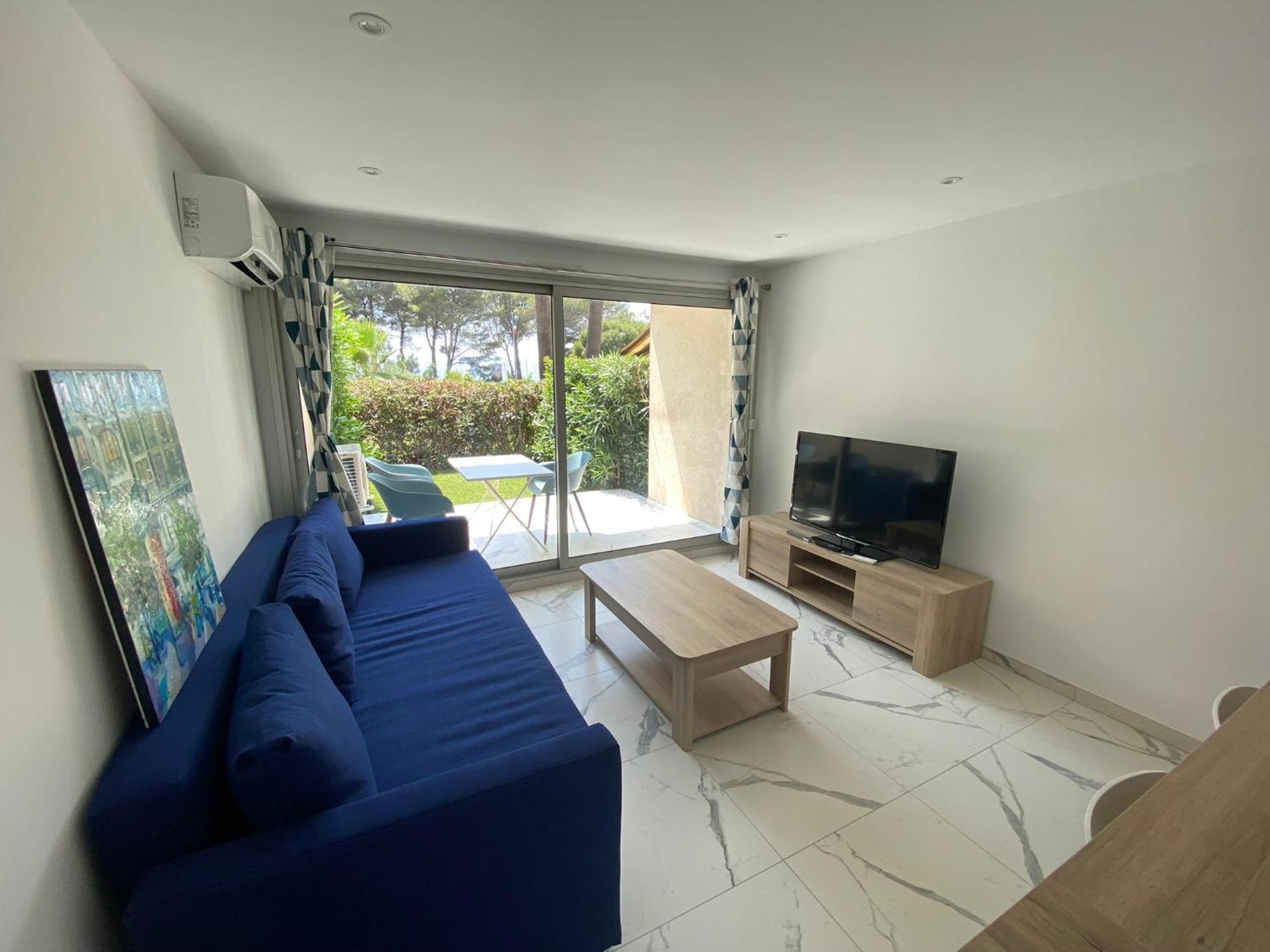 Appartement Face Mer Et Port Santa Lucia Climatise Et Wifi Saint-Raphael  Bagian luar foto