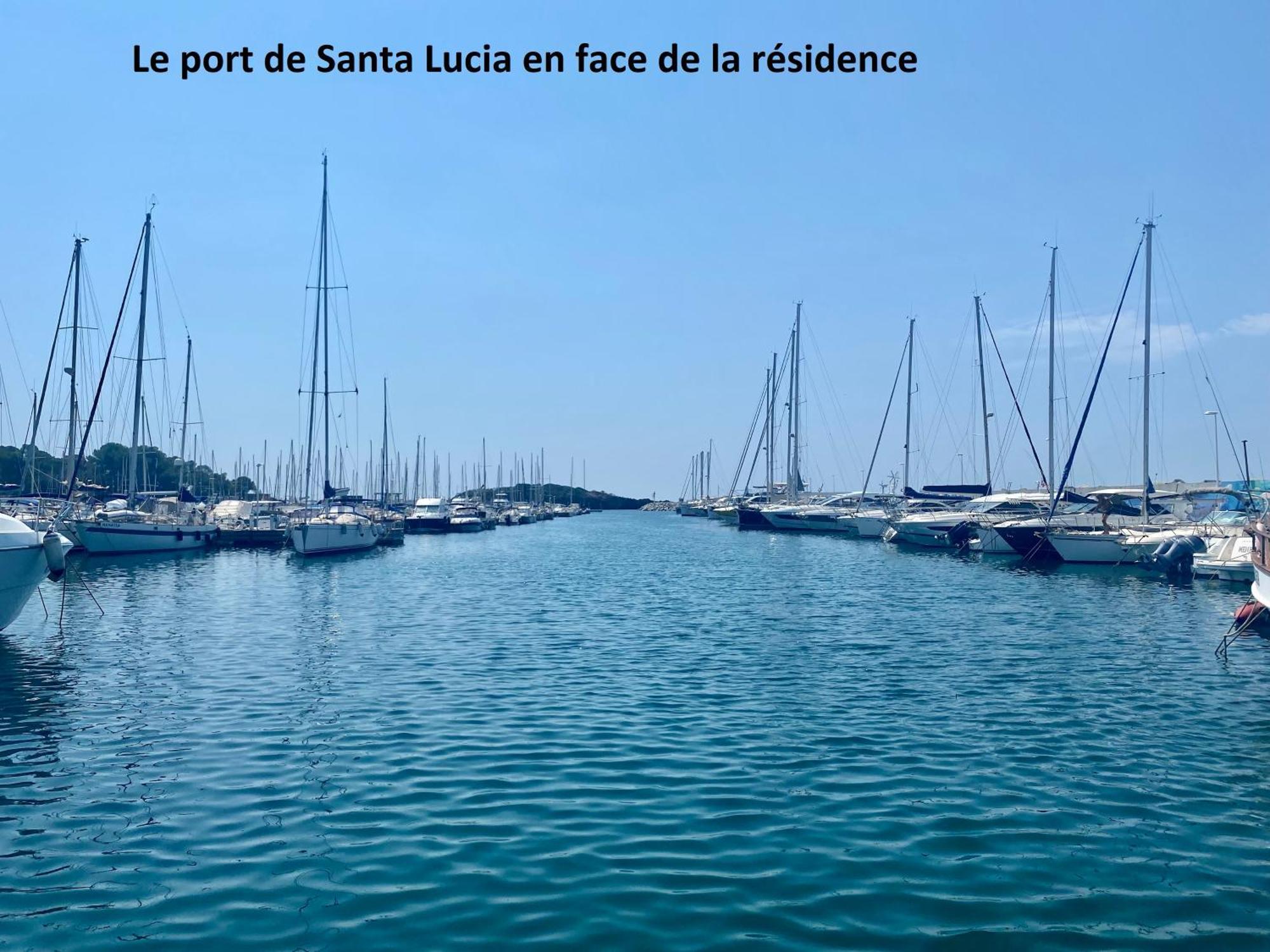 Appartement Face Mer Et Port Santa Lucia Climatise Et Wifi Saint-Raphael  Bagian luar foto
