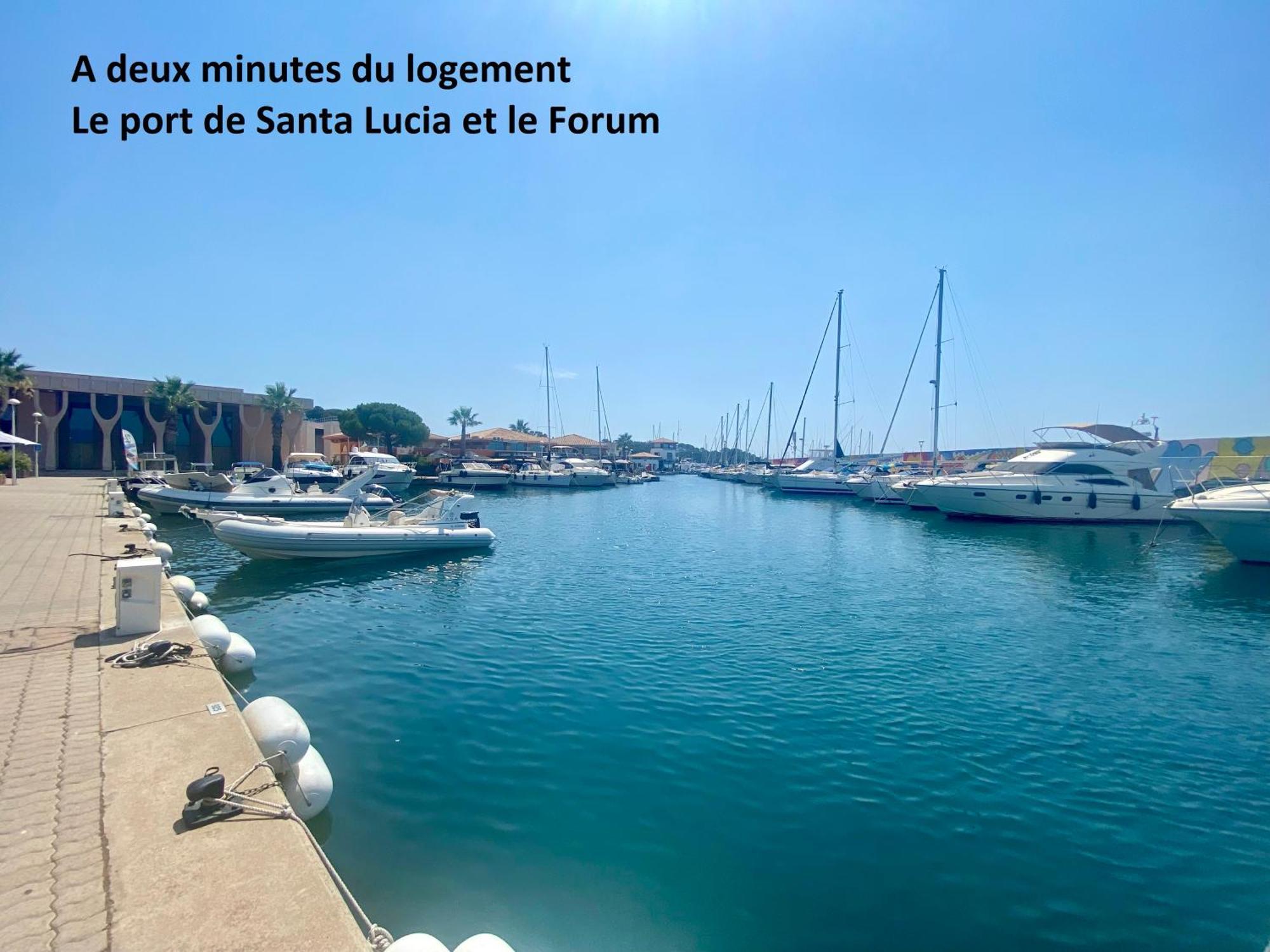 Appartement Face Mer Et Port Santa Lucia Climatise Et Wifi Saint-Raphael  Bagian luar foto